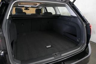 Volkswagen Passat 2.0TDI 110kW Manuál HUD Panora kombi - Foto 32