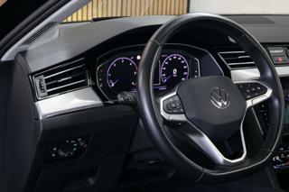 Volkswagen Passat 2.0TDI 110kW Manuál HUD Panora kombi - Foto 16