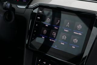 Volkswagen Passat 2.0TDI 110kW Manuál HUD Panora kombi - Foto 23