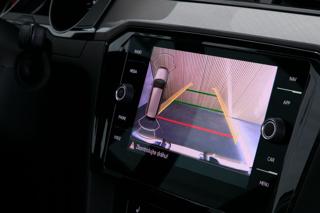 Volkswagen Passat 2.0TDI 110kW DSG IQ ACC Tažné kombi - Foto 19