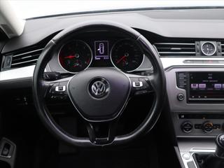 Volkswagen Passat 2,0 TDI 110kW Comfortline Navi kombi - Foto 17