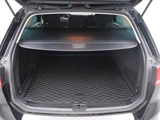 Volkswagen Passat 2,0 TDI 110kW Comfortline Navi kombi - Foto 10