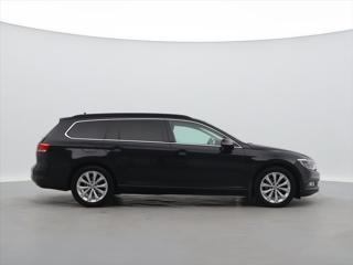 Volkswagen Passat 2,0 TDI 110kW Comfortline Navi kombi - Foto 8