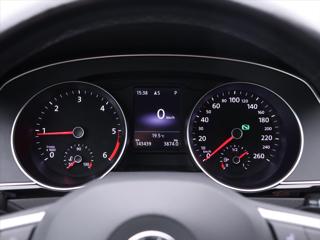 Volkswagen Passat 2,0 TDI 110kW DSG 1.Maj. DPH kombi - Foto 19