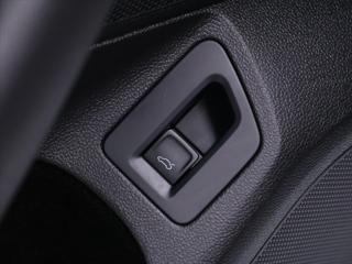 Volkswagen Passat 2,0 TDI 110kW DSG 1.Maj. DPH kombi - Foto 16