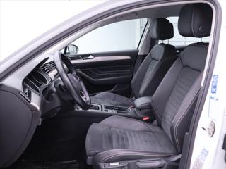 Volkswagen Passat 2,0 TSI 206kW CZ 4x4 DSG DPH kombi - Foto 13
