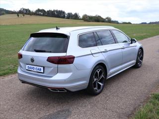 Volkswagen Passat 2,0 TDI DSG R-line Matrix kombi - Foto 1