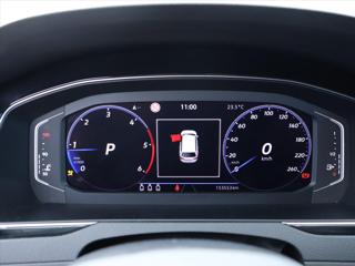 Volkswagen Passat 2,0 TDI DSG R-line Matrix kombi - Foto 10