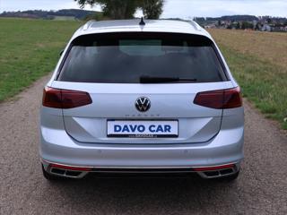 Volkswagen Passat 2,0 TDI DSG R-line Matrix kombi - Foto 21