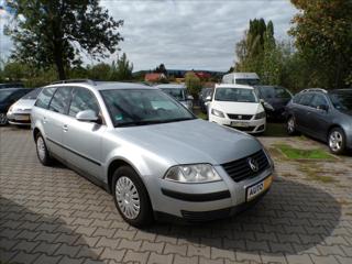 Volkswagen Passat 1,6 i rezervováno kombi