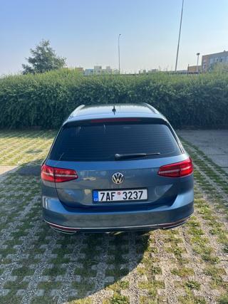 Volkswagen Passat 2,0 B8 BiTDI 176kw 4x4 DSG kombi - Foto 3