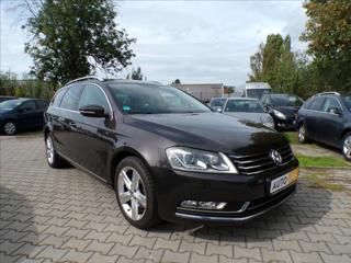 Volkswagen Passat 2,0 TDI  DSG,TAŽNÉ ZAŘÍZENÍ kombi