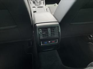 Volkswagen Passat 2.0 TDi DSG 4Motion*IQ-Light ACC*Navi*Tažné*Servisní historie! Po servise! Facelift kombi - Foto 35