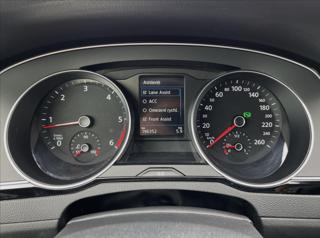 Volkswagen Passat 2.0 TDi DSG 4Motion*IQ-Light ACC*Navi*Tažné*Servisní historie! Po servise! Facelift kombi - Foto 13