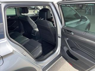 Volkswagen Passat 2.0 TDi DSG 4Motion*IQ-Light ACC*Navi*Tažné*Servisní historie! Po servise! Facelift kombi - Foto 31