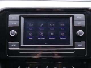 Volkswagen Passat 1,5 TSI 110kW DSG Business DPH CZ kombi - Foto 23