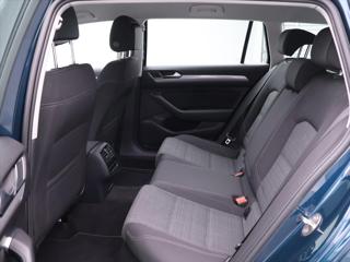 Volkswagen Passat 1,5 TSI 110kW DSG Business DPH CZ kombi - Foto 16