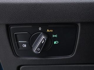 Volkswagen Passat 1,5 TSI 110kW DSG Business DPH kombi - Foto 17