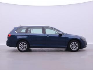 Volkswagen Passat 1,5 TSI 110kW DSG Business DPH kombi - Foto 9