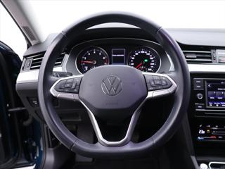 Volkswagen Passat 1,5 TSI 110kW DSG Business DPH kombi - Foto 18
