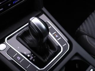 Volkswagen Passat 2,0 TDI 110kW DSG R-line 1.Maj kombi - Foto 23