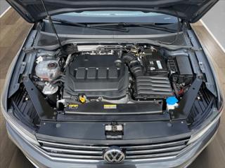 Volkswagen Passat 2,0 TDi DSG IQ Matrix Alcantara*Navi*Kamera*ACC*Vyhř. Sedadla*Tažné*Servis.Historie! kombi - Foto 52