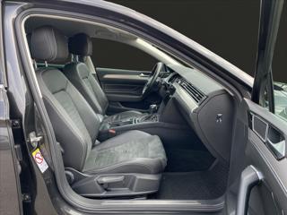 Volkswagen Passat 2,0 TDi DSG IQ Matrix Alcantara*Navi*Kamera*ACC*Vyhř. Sedadla*Tažné*Servis.Historie! kombi - Foto 26