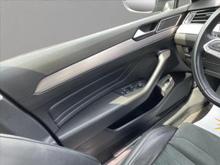Volkswagen Passat 2,0 TDi DSG IQ Matrix Alcantara*Navi*Kamera*ACC*Vyhř. Sedadla*Tažné*Servis.Historie! kombi - Foto 30