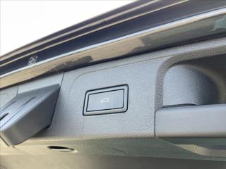 Volkswagen Passat 2,0 TDi DSG IQ Matrix Alcantara*Navi*Kamera*ACC*Vyhř. Sedadla*Tažné*Servis.Historie! kombi - Foto 50