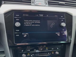 Volkswagen Passat 2,0 TDi DSG IQ Matrix Alcantara*Navi*Kamera*ACC*Vyhř. Sedadla*Tažné*Servis.Historie! kombi - Foto 37
