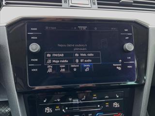 Volkswagen Passat 2,0 TDi DSG IQ Matrix Alcantara*Navi*Kamera*ACC*Vyhř. Sedadla*Tažné*Servis.Historie! kombi - Foto 39