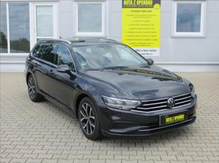 Volkswagen Passat 1,5 TSI 110kW DSG7 ČR Variant kombi