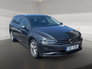 Volkswagen Passat 1,5 TSI Evo Business kombi
