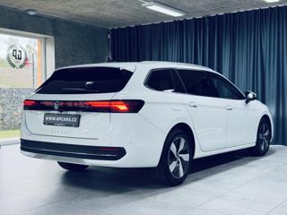 Volkswagen Passat 2.0 TDI*TAŽNÉ*MASÁŽE*360 KAM* kombi - Foto 7