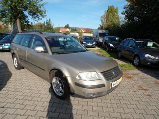 Volkswagen Passat 1,8 Turbo  TAŽNÉ ZAŘÍZENÍ kombi