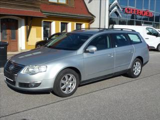Volkswagen Passat 2,0 TDi  Comfort kombi