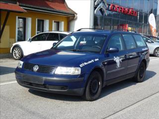 Volkswagen Passat 1,6 Bez dokladů !!! na ND kombi