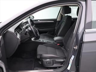 Volkswagen Passat 2,0 TDI 140kW Alltrack 4M DSG kombi - Foto 10