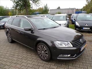 Volkswagen Passat 2,0 TDI-125KW  DSG-REZERVOVÁNO kombi
