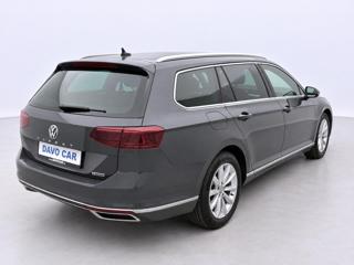 Volkswagen Passat 2,0 TDI 140kW 4M DSG Elegance kombi - Foto 7