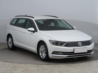 Volkswagen Passat 2.0 TDI 140kW kombi