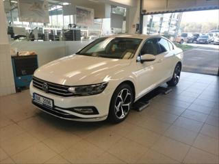 Volkswagen Passat 1,5 TSI EVO BMT DSG Elegance sedan