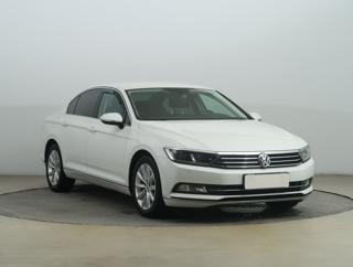 Volkswagen Passat 2.0 TDI 110kW sedan