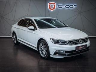 Volkswagen Passat 2.0TDI, R-line 110 kW sedan