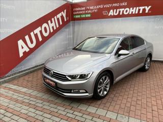 Volkswagen Passat 2.0 TDi Highline DSG, ČR, 1.Ma sedan