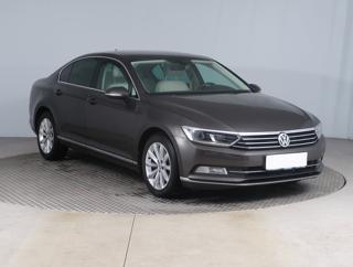 Volkswagen Passat 2.0 TDI 110kW sedan