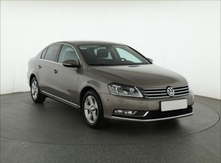 Volkswagen Passat 1.8 TSI 118kW sedan