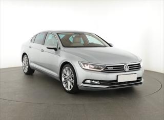 Volkswagen Passat 2.0 BiTDI 176kW sedan