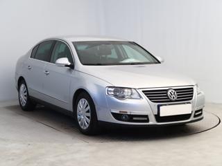 Volkswagen Passat 2.0 TDI 103kW sedan