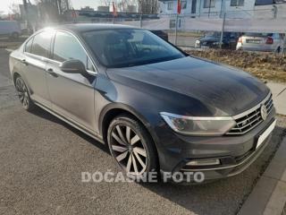 Volkswagen Passat 2.0 TDi, ČR sedan